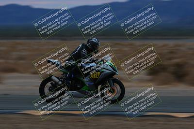 media/Jan-15-2022-CVMA (Sat) [[711e484971]]/Race 15 500 Supersport-350 Supersport/